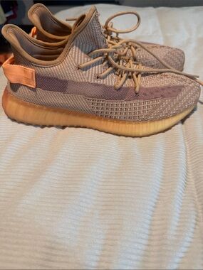 YEEZY BOOST 350 V2 "Clay"